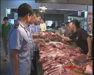 【食安巢湖專(zhuān)欄】巢湖市開(kāi)展城區(qū)農(nóng)貿(mào)市場(chǎng)肉制品安全檢查 筑牢食品安全防線(xiàn)